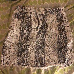 Snake Skin Design Mini Skirt